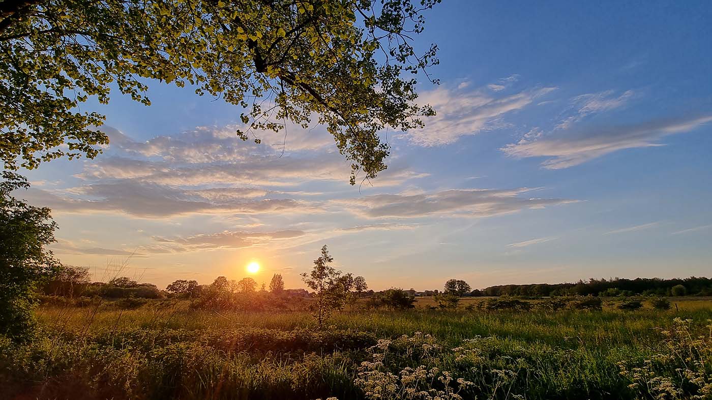 zonsondergang in uden